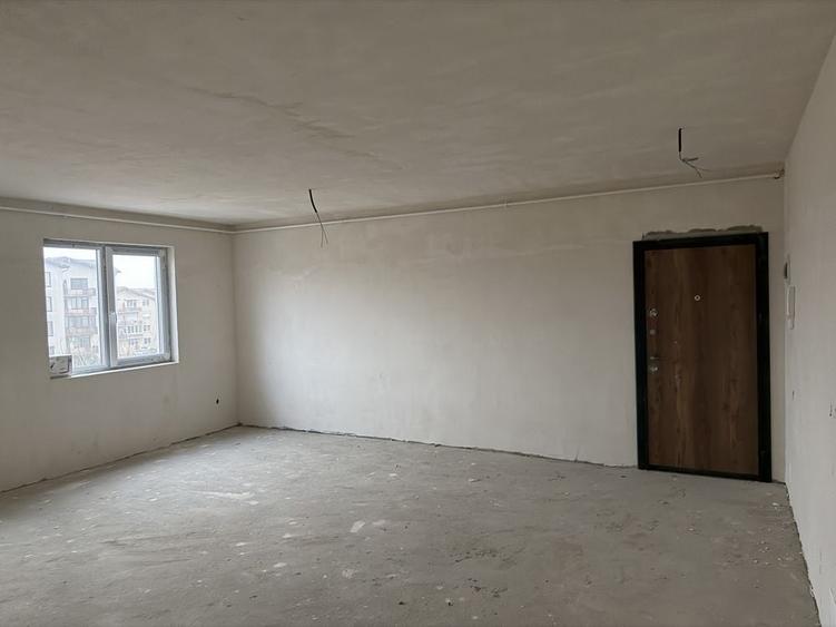 Apartament cu 2 camere decomandat în Florești