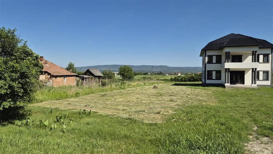 Teren de 1052 mp, în Căzănești (Râmnicu Vâlcea)
