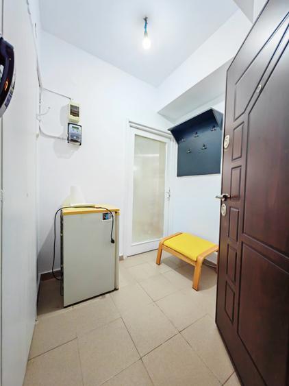 Garsonieră decomandată în P-ța Romană