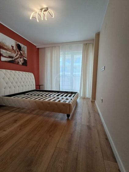 Apartament 3 camere semidecomandat zona Eroilor - 10