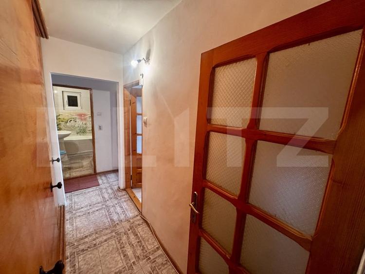 Apartament cu 3 camere decomandat în 1 Mai