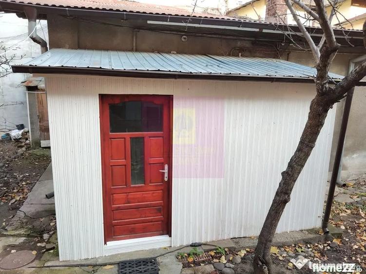 Casă cu 2 camere cu Teren 39 Mp în P-ța Romană