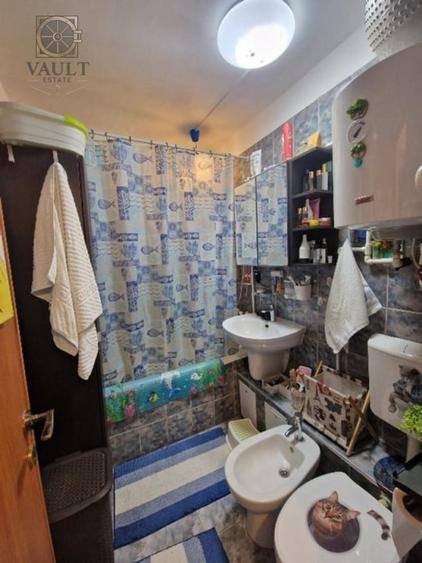 Apartament cu 4 camere semidecomandat, mobilat în Brâncoveanu
