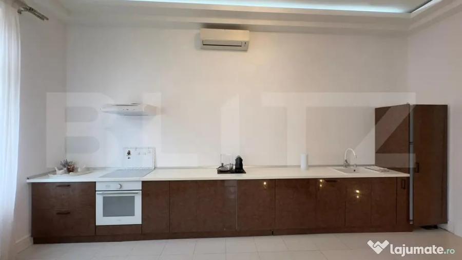 Apartament cu 3 camere decomandat în Fabric