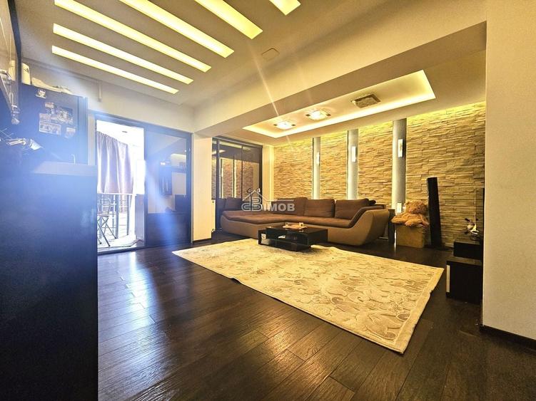 Apartament cu 2 camere decomandat, mobilat în Ultracentral
