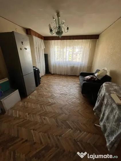 Chirie apartament 3 camere Lapus Arges - 3