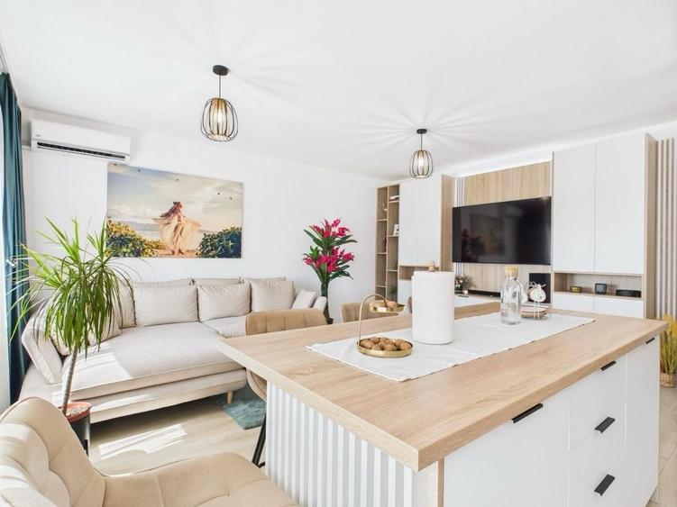 Apartament cu 2 camere, mobilat în Dumbrăvița — fotografia 3