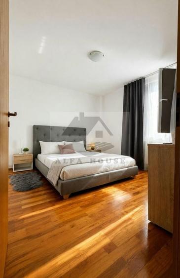 Apartament cu 2 camere decomandat în Tractorul