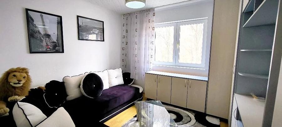 Apartament cu 2 camere decomandat în Calea București