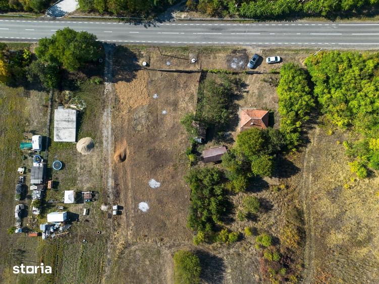 Casă cu 1 camere cu Teren 11400 Mp în Apahida