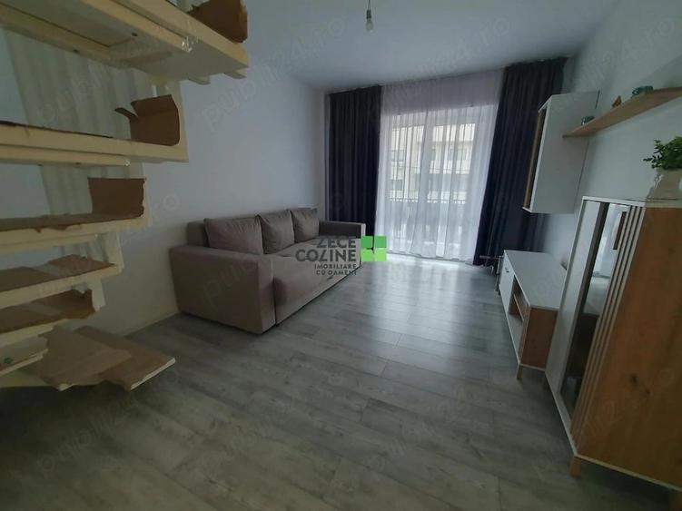 Apartament cu 3 camere semidecomandat în Central