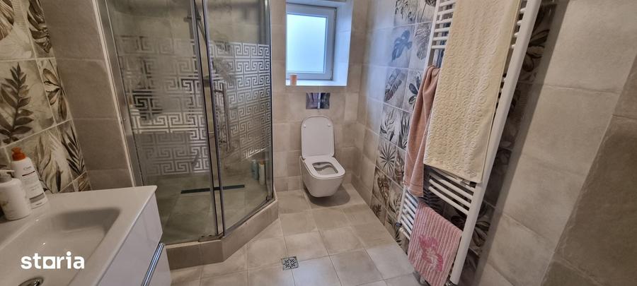 Casă cu Teren 1100 Mp în Central
