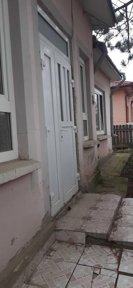 Casă cu 3 camere în Trușești