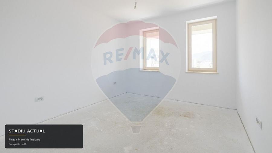 Apartament 3 camere, terasă și balcon, etaj 4 | Tractorul - 4