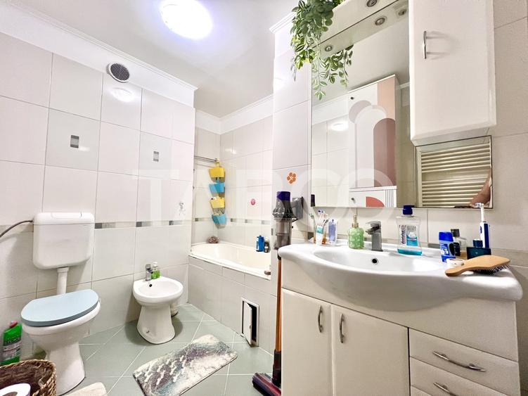 Apartament cu 4 camere semidecomandat, mobilat în Gheorgheni
