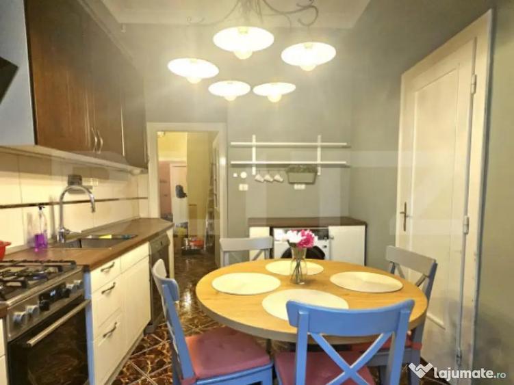 Apartament cu 4 camere semidecomandat în Bălcescu