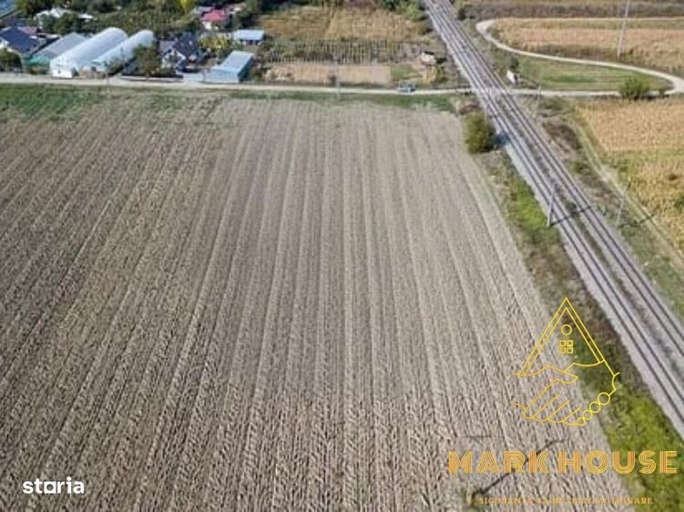 Teren de 22100 mp, în Răcăciuni
