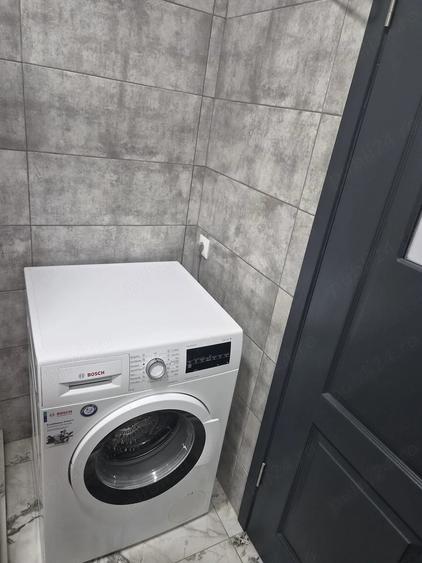 Garsonieră decomandată în Apărătorii Patriei