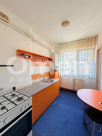 Apartament cu 2 camere semidecomandat, mobilat în Ultracentral