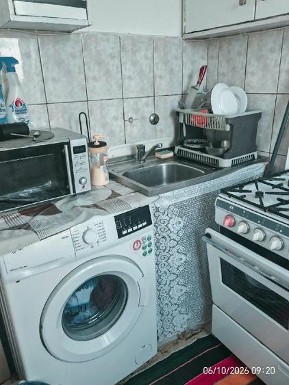 Garsonieră decomandată în Narcisa