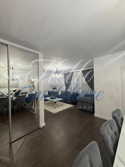 Apartament cu 3 camere decomandat în Florești