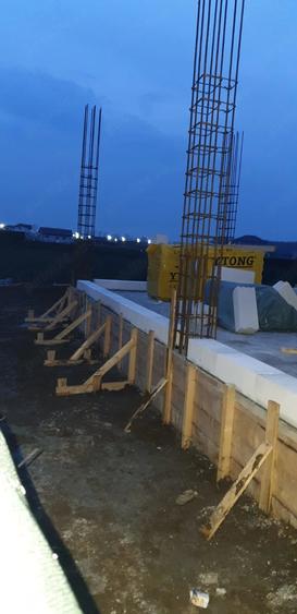 Casă cu Teren 389 Mp în Dascălu