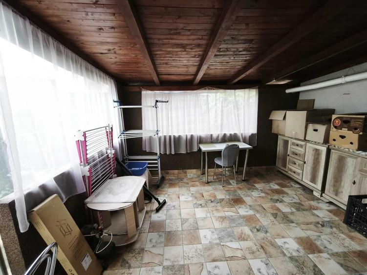 Casă cu 3 camere în Lisaura