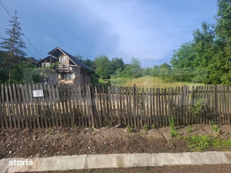 Teren de 1532 mp, în Glod