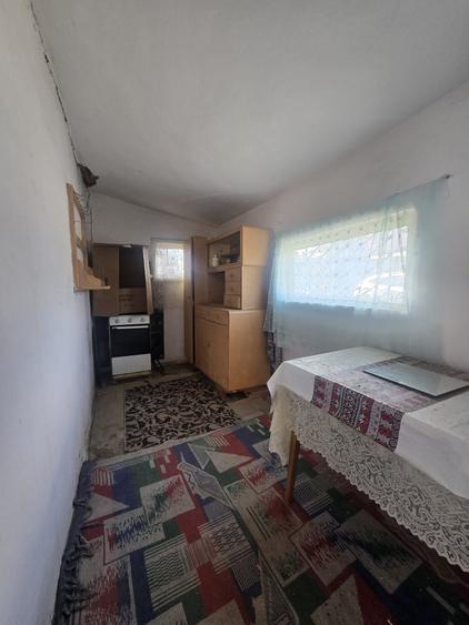 Casă individuală cu 2 camere cu Teren 170 Mp în Chercea