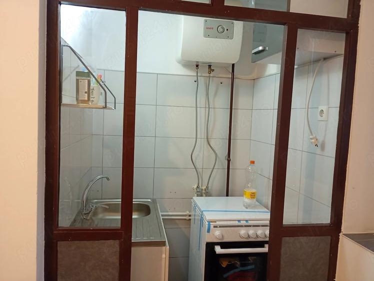 Garsonieră semidecomandată în Mihai Bravu