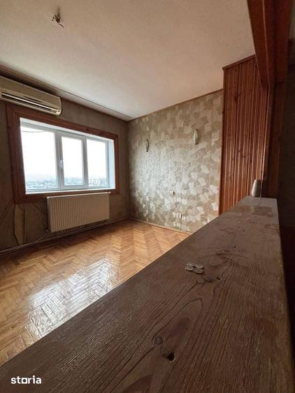 Apartament cu 4 camere în Central