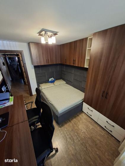 Apartament cu 4 camere în Ostroveni