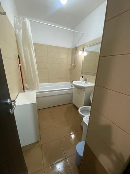 Apartament cu 2 camere decomandat, mobilat în Brâncoveanu