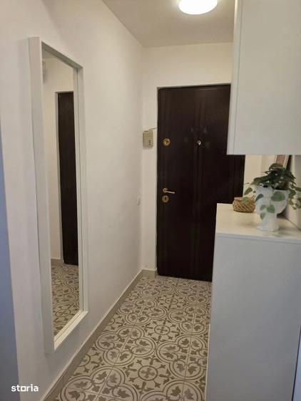 Apartament cu 2 camere semidecomandat în Victoriei