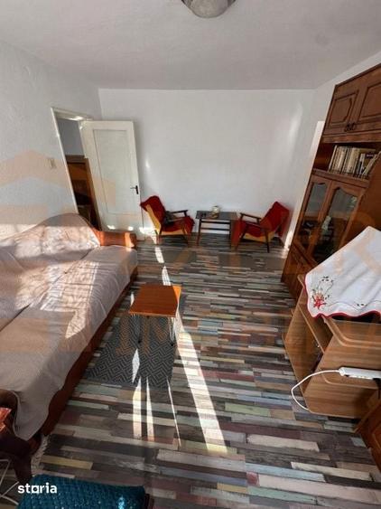 Apartament cu 3 camere semidecomandat în Central