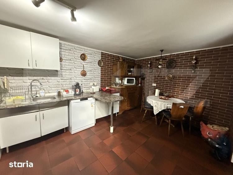Casa cu etaj, 130.75 mp, 5 camere, zona 14 Mai - 2
