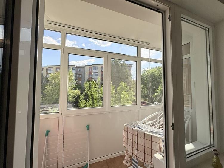 Apartament cu 2 camere decomandat în Cornitoiu
