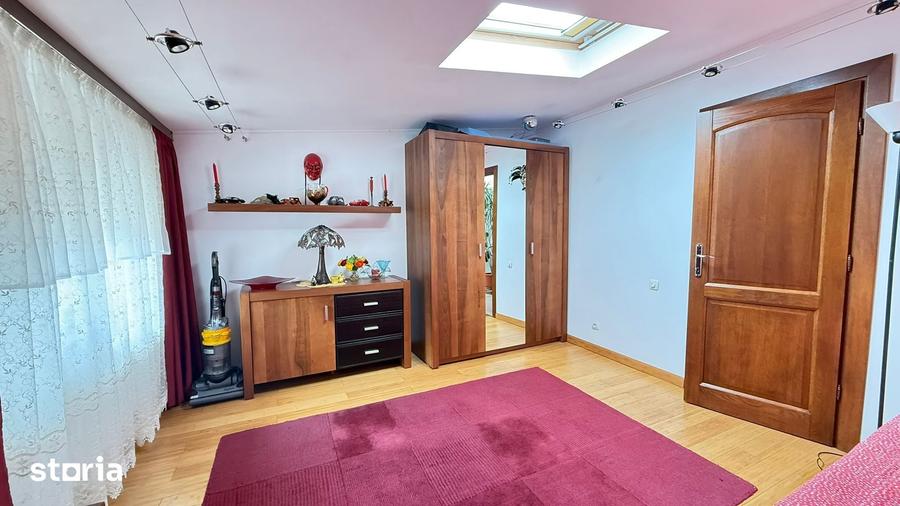 Casă cu 5 camere cu Teren 150 Mp în Ultracentral