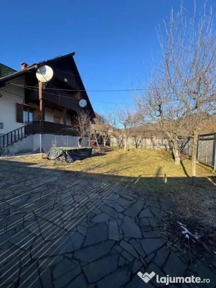 Casă cu 4 camere cu Teren 1000 Mp în Firiza
