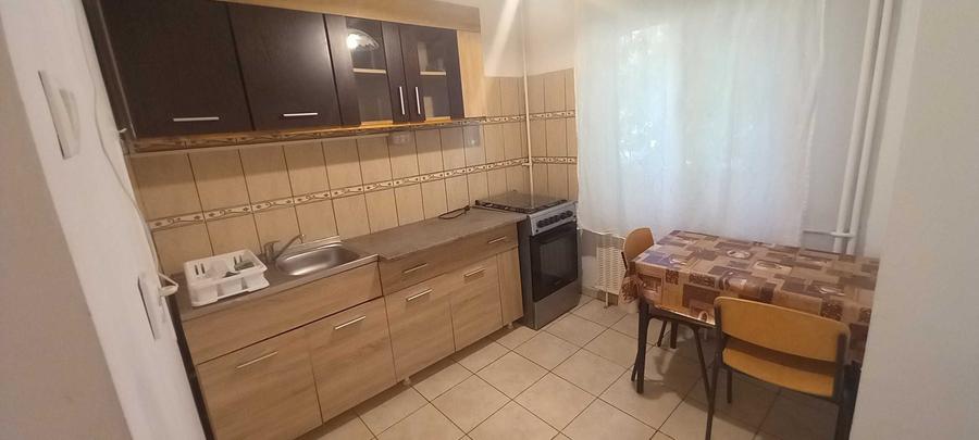 Garsonieră decomandată în Militari