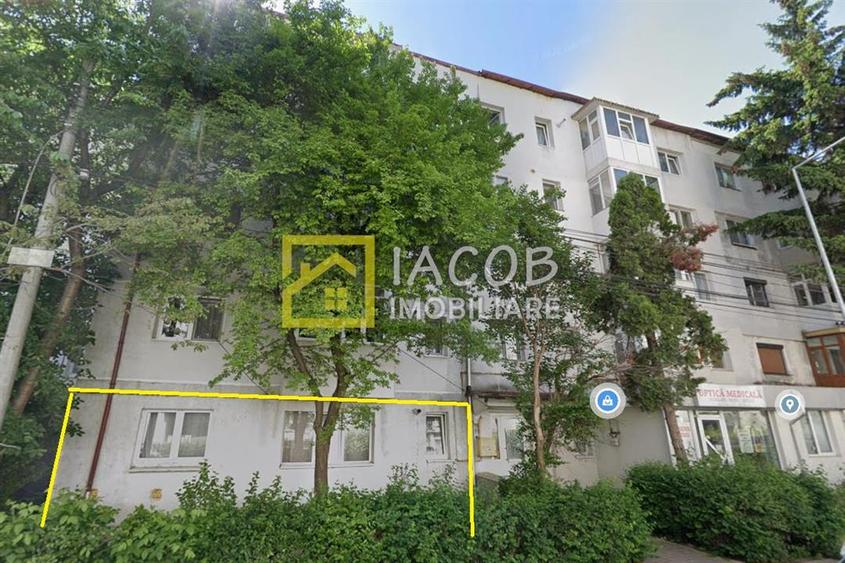 Apartament cu 2 camere semidecomandat în Central