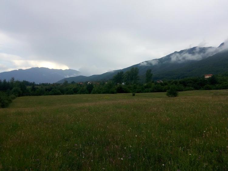Teren Construcții intravilan de 1100 mp, în Zărnești