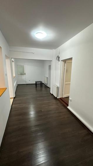 Casă cu 3 camere cu Teren 148 Mp în Colentina