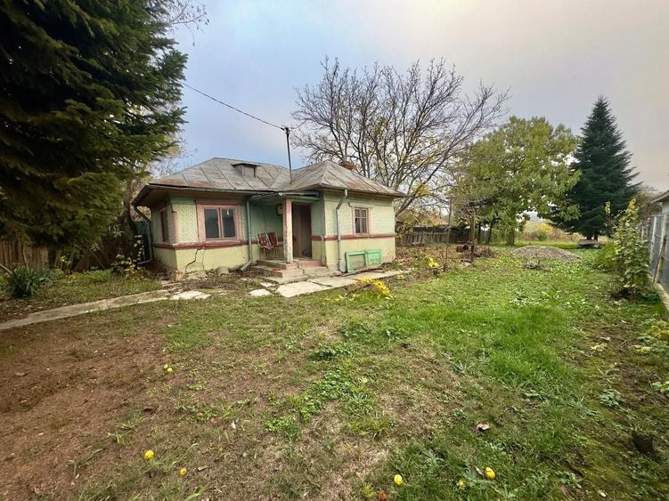 Teren Construcții intravilan de 2306 mp, în Tâncăbești