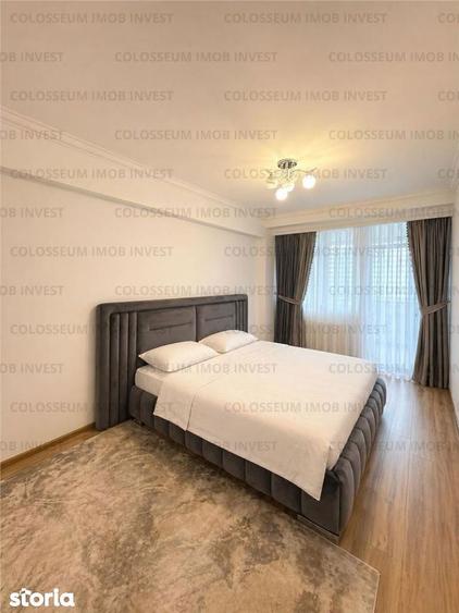 Apartament cu 3 camere decomandat în Tractorul