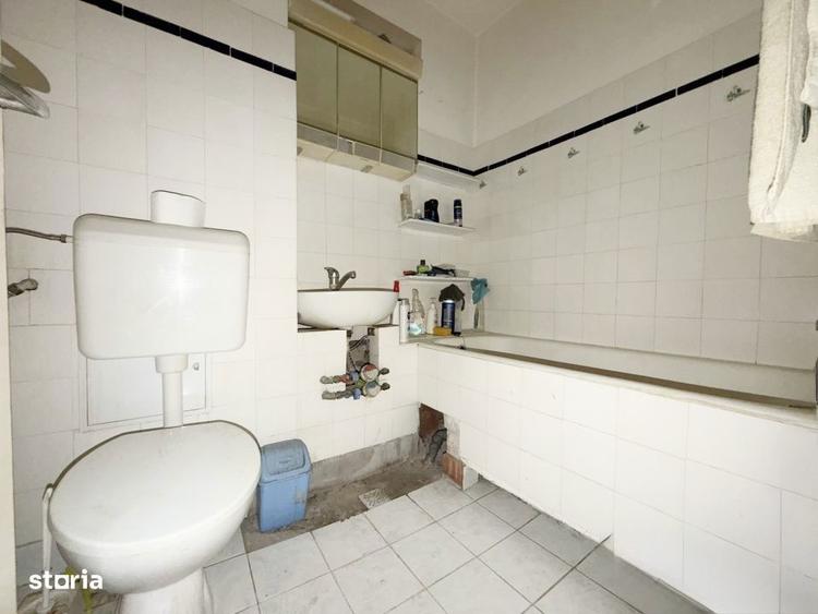 Apartament cu 3 camere decomandat, mobilat în Soarelui