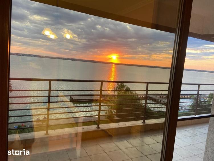 Apartament cu 3 camere decomandat în Nord