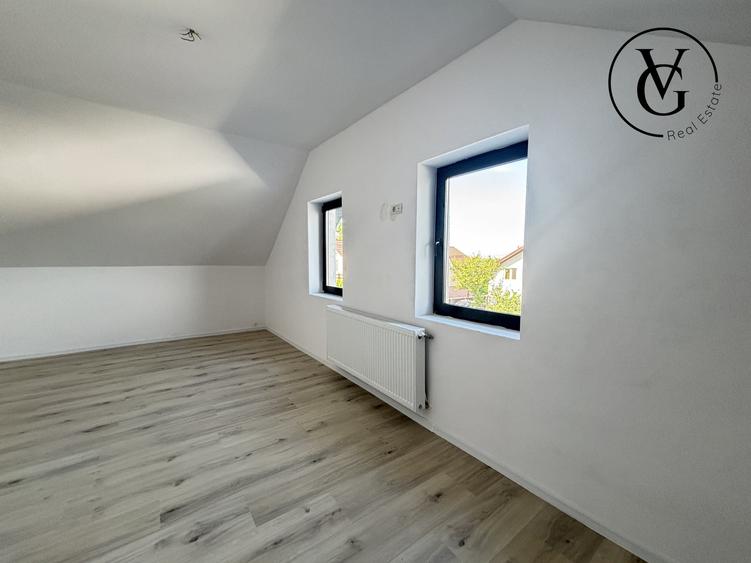 Casă individuală cu 5 camere cu Canalizare în Lumina