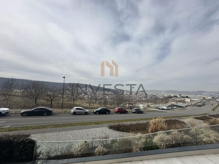 Apartament cu 2 camere semidecomandat, mobilat în Zorilor