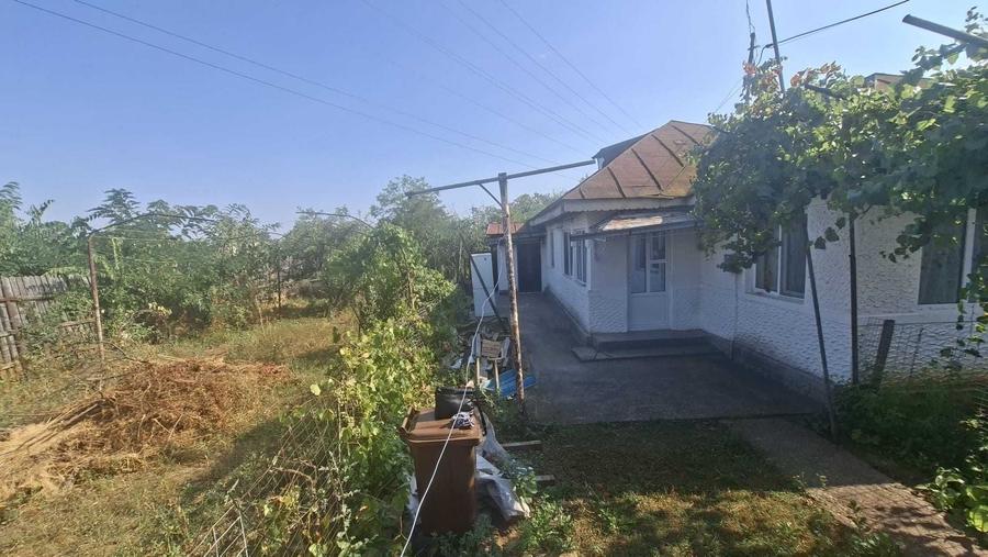 Casă cu 3 camere în Florești